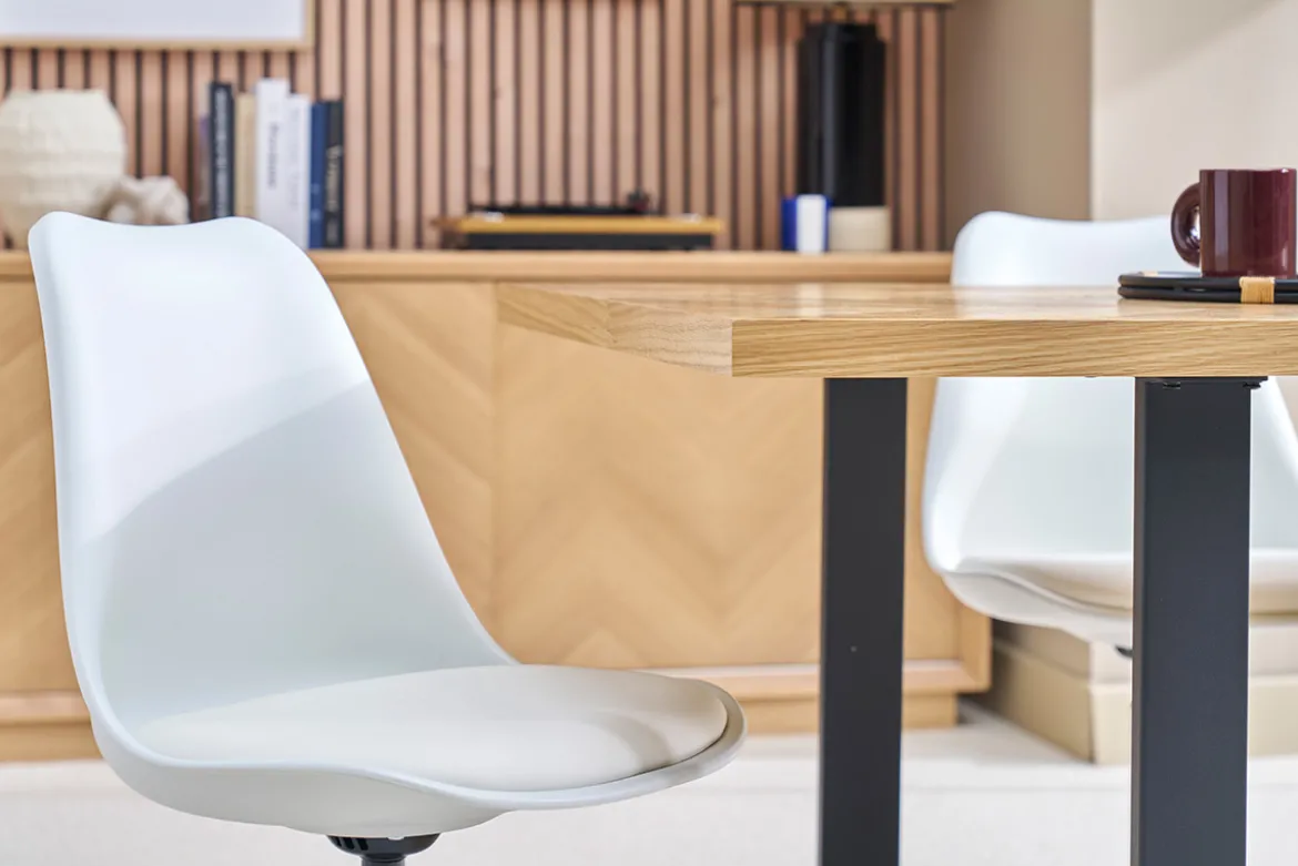 Chaise design pivotant blanc mat STEEVY V2