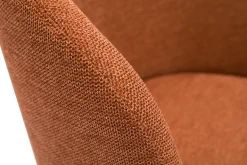 Chaise design pivotante 360° en tissu effet velours texturé terre brulée et métal noir VANITY
