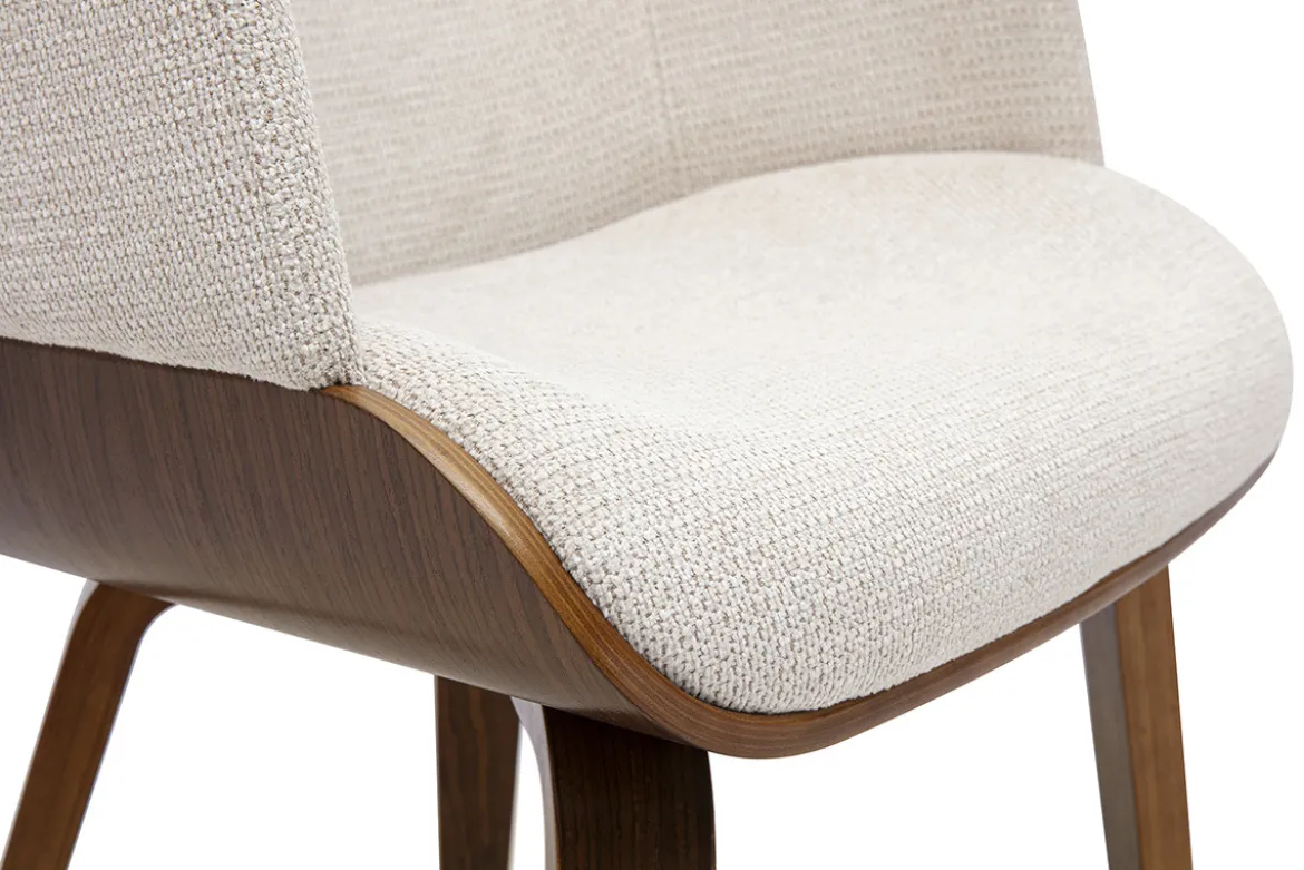 Chaise en tissu chenille beige et bois foncé EARL