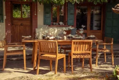 Chaises de jardin empilables en bois teck massif (lot de 2) TECKA