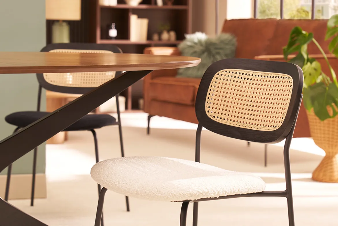 Chaises design en tissu effet laine bouclée blanc, métal noir et cannage rotin (lot de 2) MIRANDA