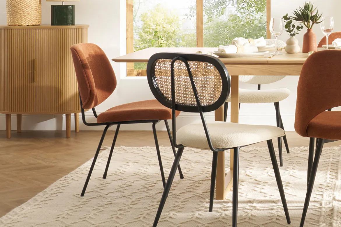 Chaises design en tissu effet velours terre brûlée et métal noir (lot de 2) BARNET