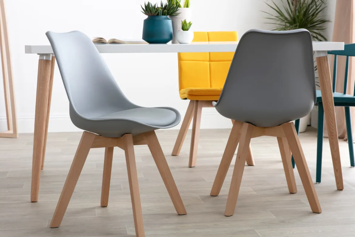 Chaises design gris et bois clair massif (lot de 2) PAULINE