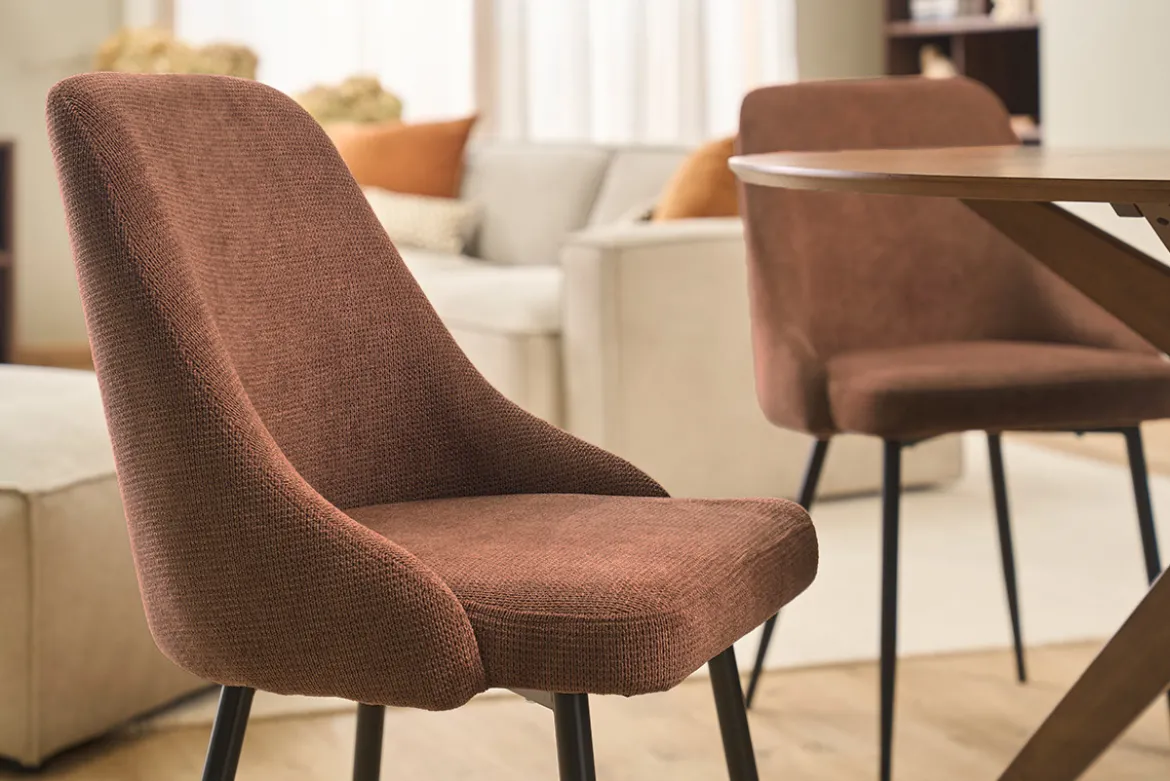Chaises en tissu chenille terre brûlée et métal noir (lot de 2) HASTA