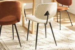 Chaises en tissu effet laine bouclée blanc et métal noir (lot de 2) TOBIAS