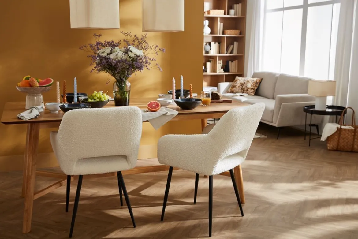 Chaises en tissu effet laine bouclée blanc cassé et métal noir (lot de 2) LAURETTE
