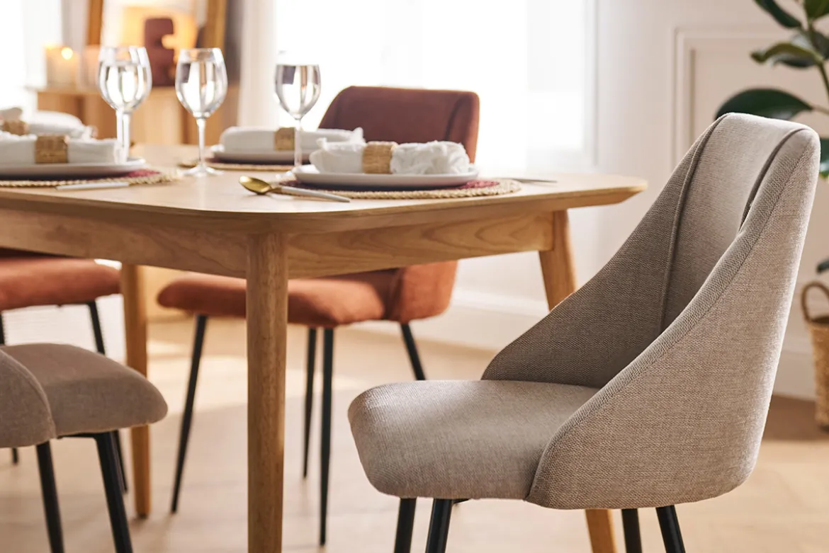 Chaises en tissu effet velours texturé beige et métal noir (lot de 2) HIGGINS