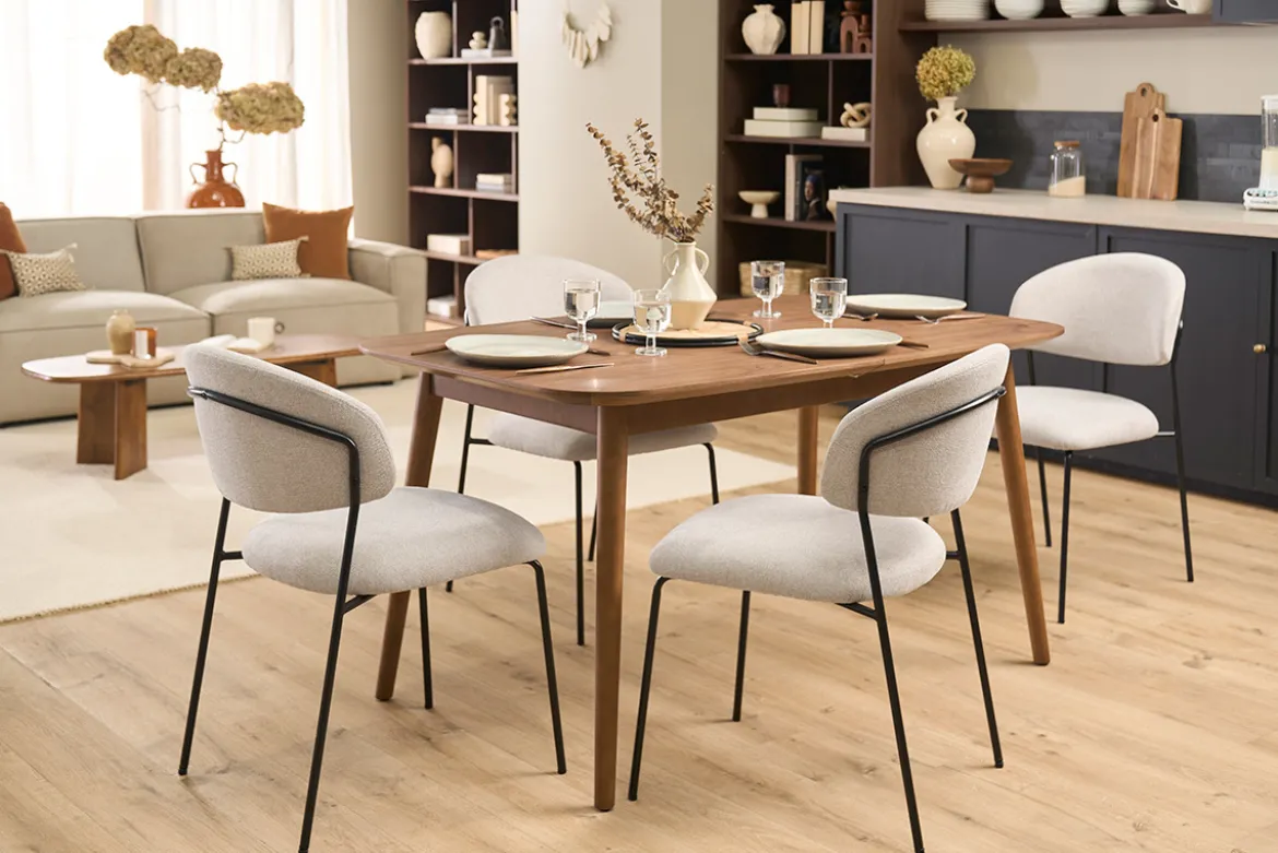 Chaises en tissu effet velours texturé beige et métal noir (lot de 2) BENTA