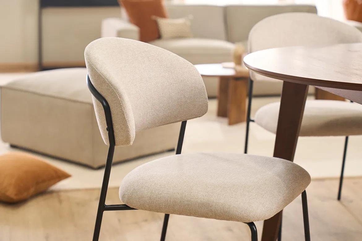 Chaises en tissu effet velours texturé beige et métal noir (lot de 2) BENTA