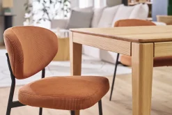 Chaises en tissu velours côtelé terre brûlée et métal noir (lot de 2) BREKA