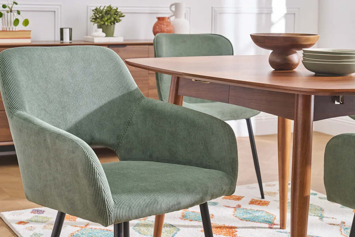 Chaises en tissu velours côtelé vert kaki et métal noir (lot de 2) LAURETTE