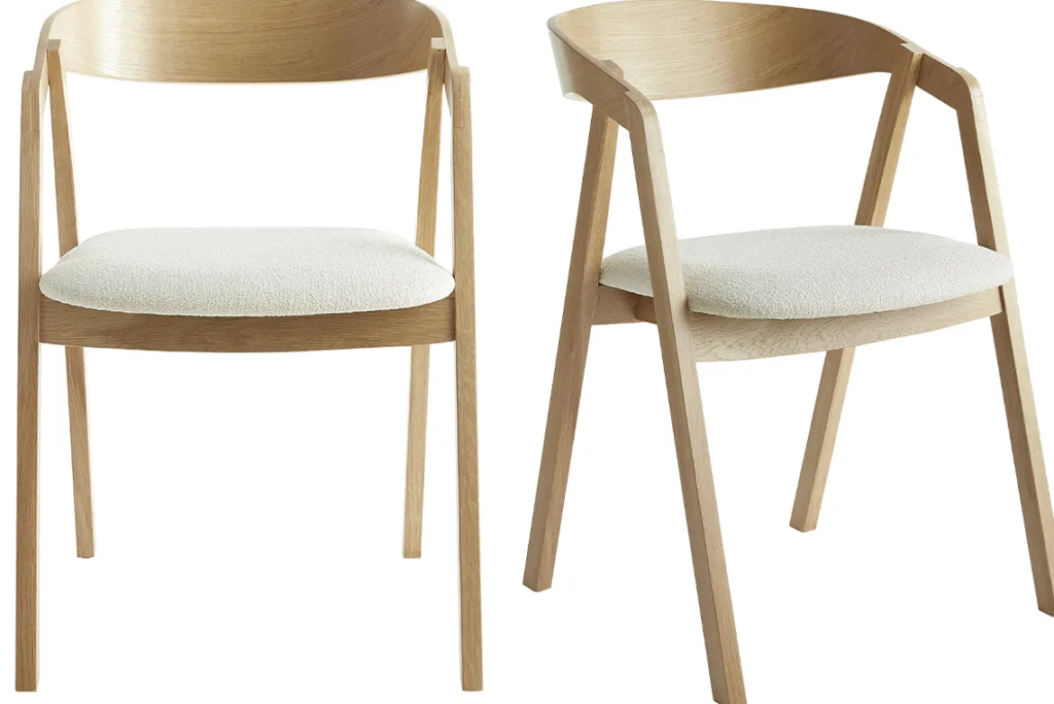 Chaises scandinaves empilables en bois clair chêne et tissu effet laine bouclée blanc cassé (lot de 2) LOVA