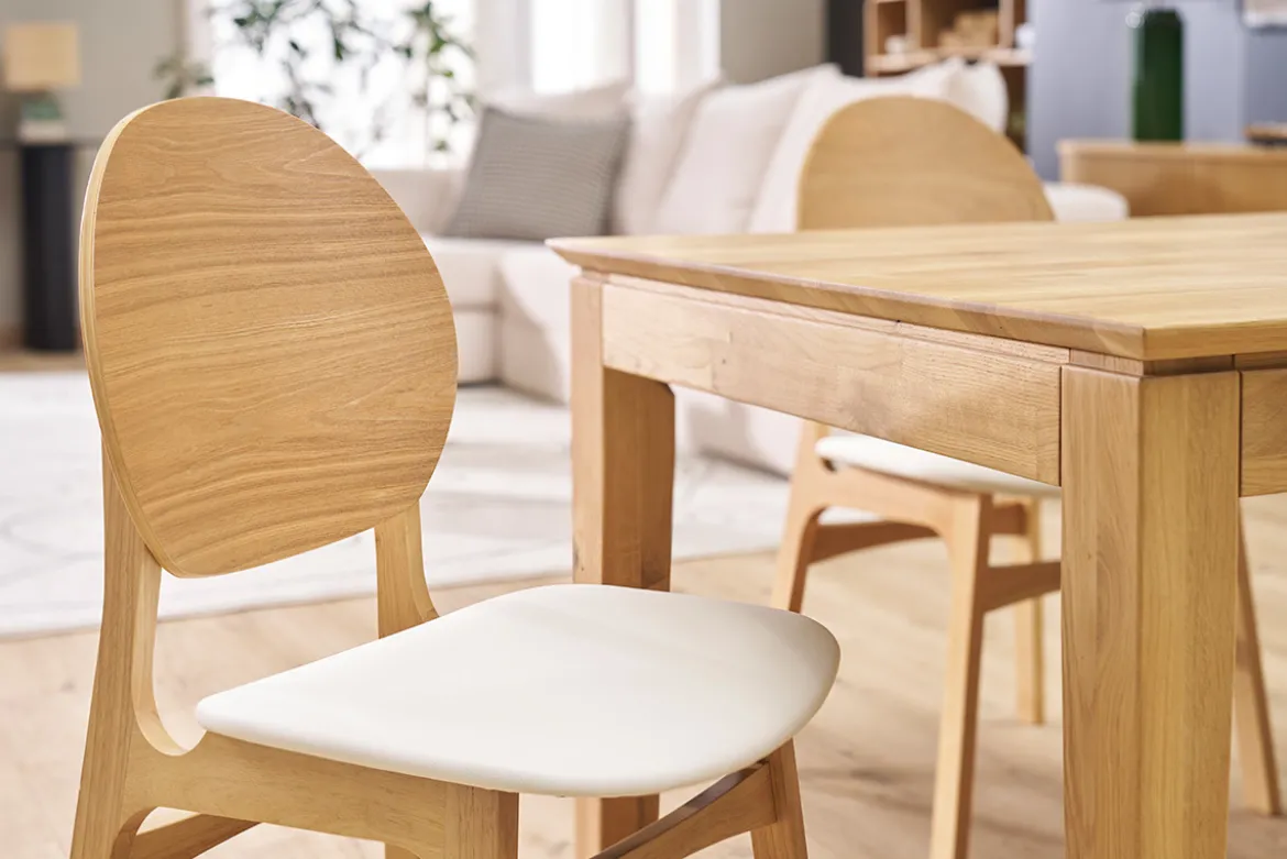 Chaises scandinaves en bois clair et blanc (lot de 2) ELTON