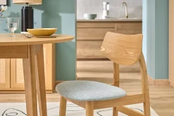 Chaises scandinaves en bois clair et tissu vert céladon (lot de 2) ELION