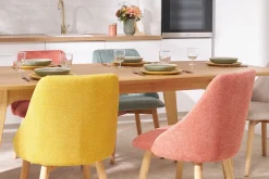 Chaises scandinaves en tissu effet velours texturé terracotta et bois clair (lot de 2) HIGGINS