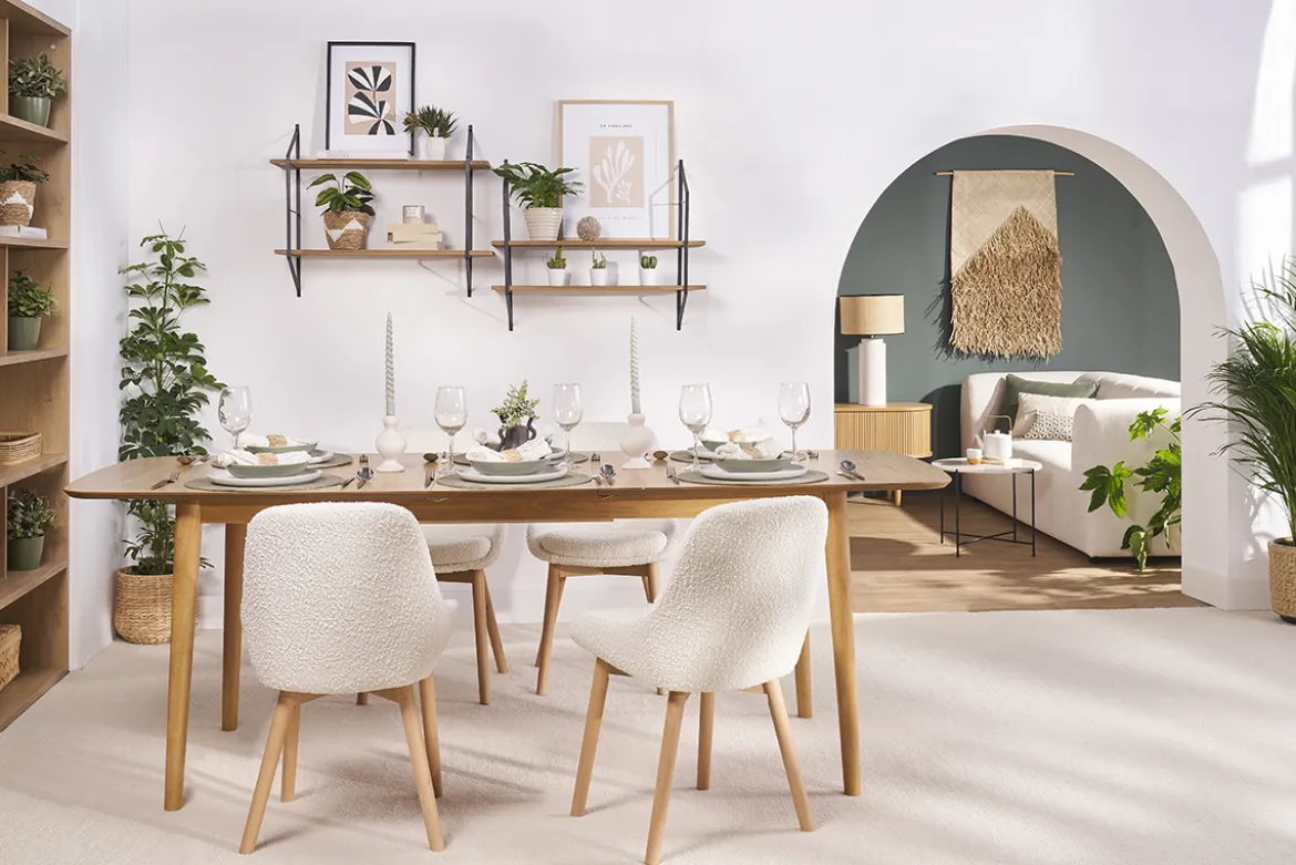 Chaises scandinaves en tissu effet laine bouclée blanc et bois clair massif (lot de 2) HOLO