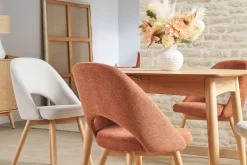 Chaises scandinaves en tissu effet velours texturé beige et bois clair (lot de 2) COSETTE