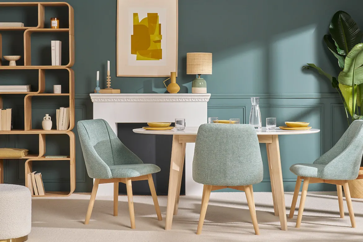 Chaises scandinaves en tissu effet velours texturé vert céladon et bois clair (lot de 2) HIGGINS