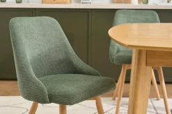 Chaises scandinaves en tissu chenille vert kaki et bois clair (lot de 2) HASTA