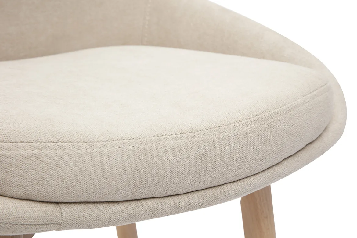 Chaises scandinaves en tissu effet velours beige et bois clair massif (lot de 2) HOLO