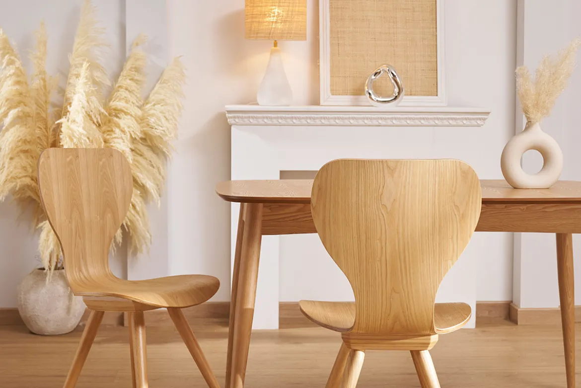 Chaises vintage en bois clair (lot de 2) NORDECO