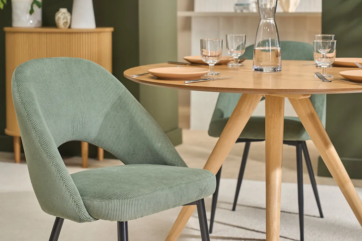 Chaises vintage en tissu velours côtelé vert kaki et métal noir (lot de 2) COSETTE