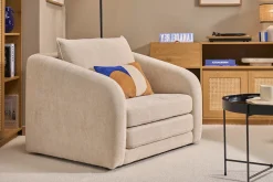 Fauteuil convertible en tissu effet velours texturé beige MAHAUT