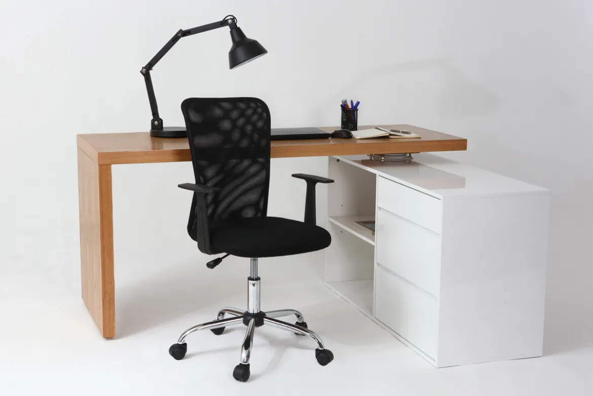 Fauteuil de bureau à roulettes design en mesh noir et acier chromé PLUZ