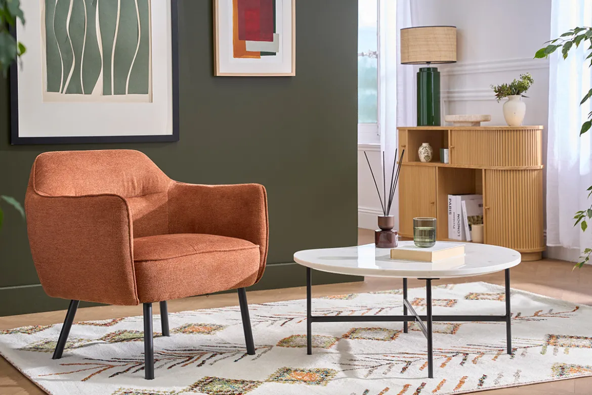 Fauteuil design en tissu effet velours texturé terre brûlée et métal noir LAURENS