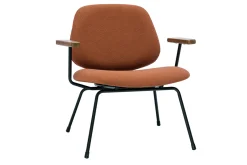 Fauteuil design en tissu effet laine bouclée terre brûlée, métal noir et bois foncé BARNET