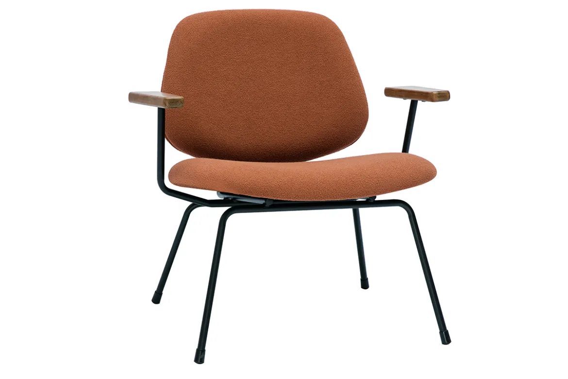Fauteuil design en tissu effet laine bouclée terre brûlée, métal noir et bois foncé BARNET