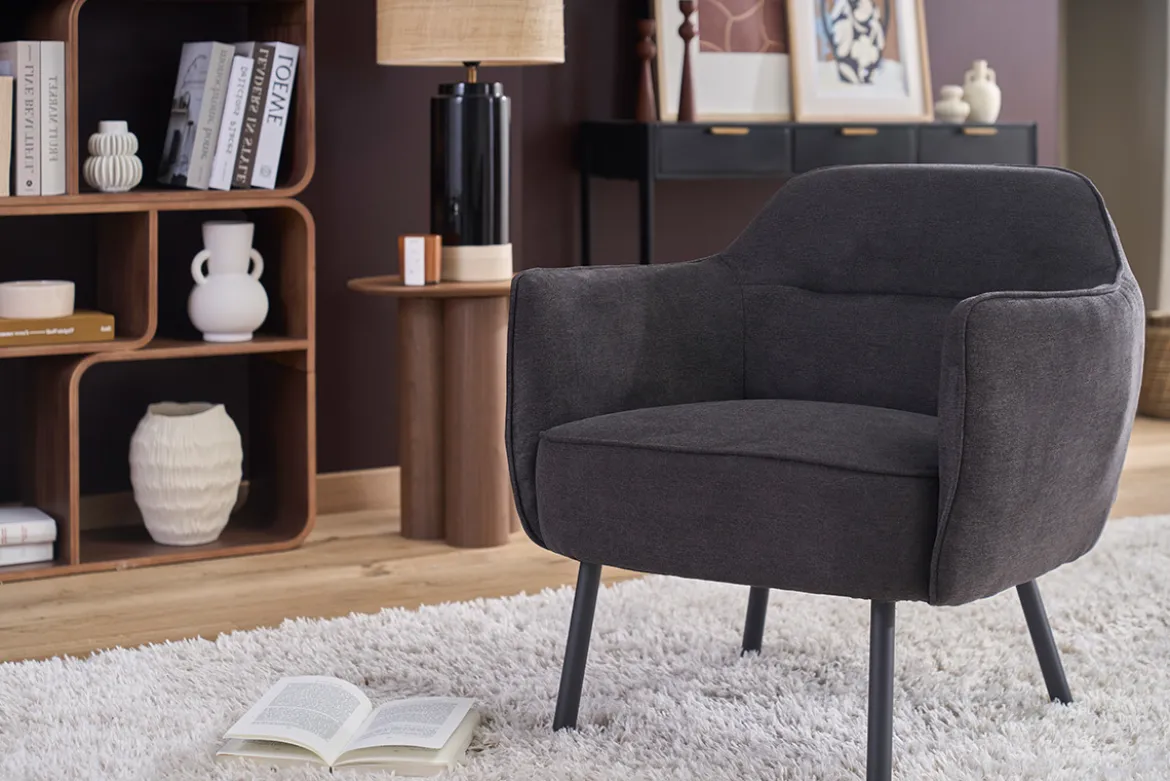 Fauteuil design en tissu effet velours gris foncé et métal noir LAURENS