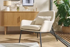 Fauteuil design en tissu effet velours beige et métal noir MAXINE