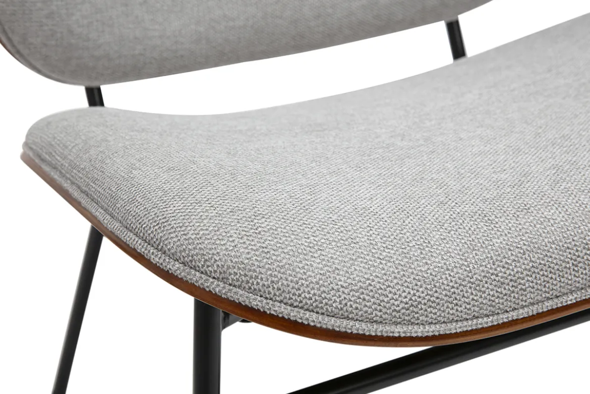 Fauteuil en tissu effet velours texturé gris et métal noir SHELBY