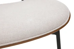 Fauteuil en tissu effet velours texturé beige, bois foncé et métal noir FABULO