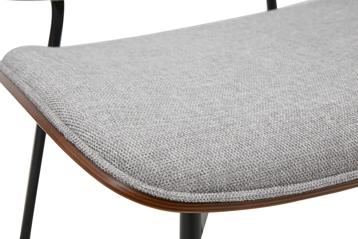 Fauteuil en tissu effet velours texturé gris, bois foncé et métal noir FABULO