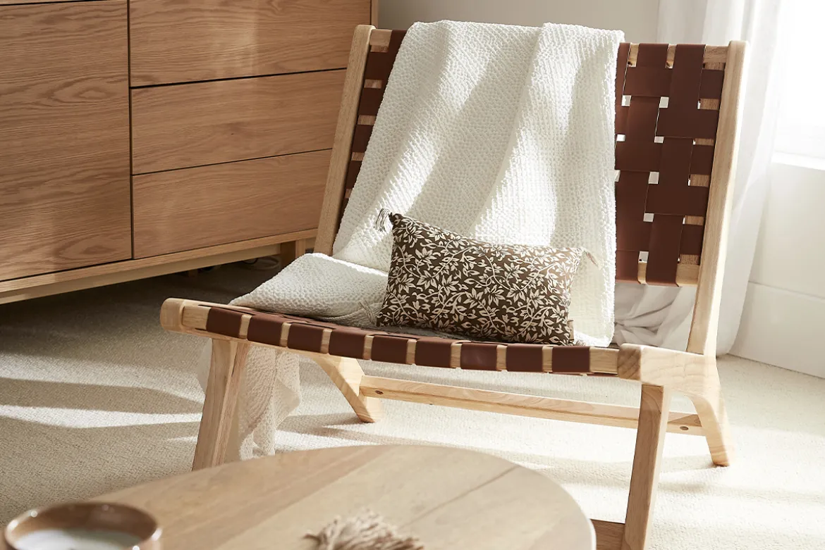 Fauteuil ethnique en bois et sangles tressées marron BONDI