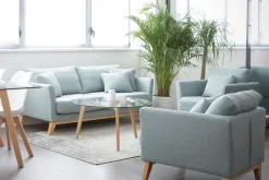 Fauteuil scandinave déhoussable en tissu vert lagon et bois clair OSLO