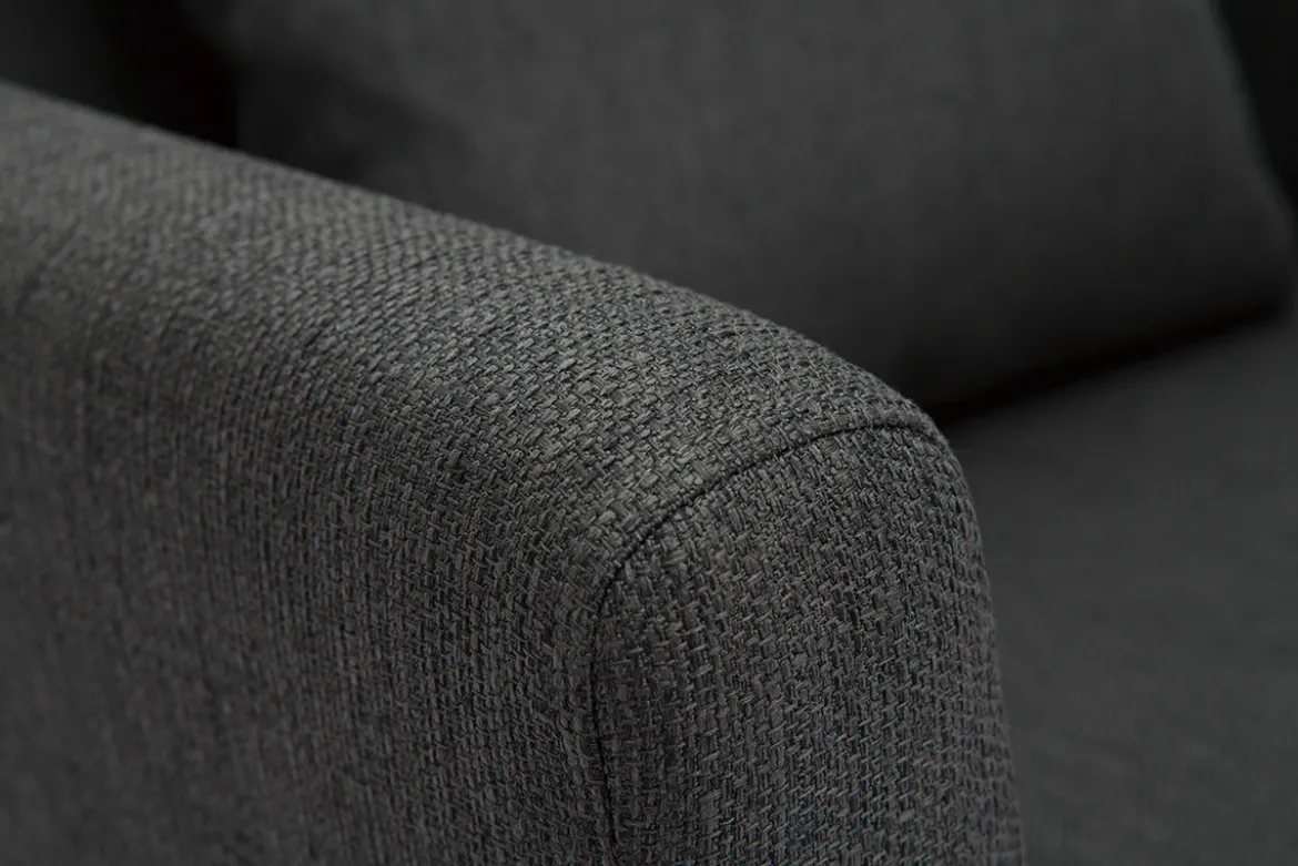 Fauteuil scandinave déhoussable en tissu gris foncé et bois clair OSLO