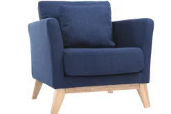 Fauteuil scandinave déhoussable en tissu bleu foncé et bois clair OSLO