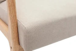 Fauteuil scandinave en tissu effet velours beige et bois clair massif DERRY