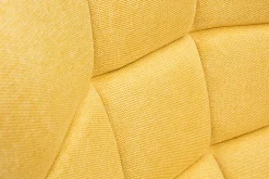 Fauteuil scandinave en tissu effet velours texturé jaune moutarde et bois clair BRODY