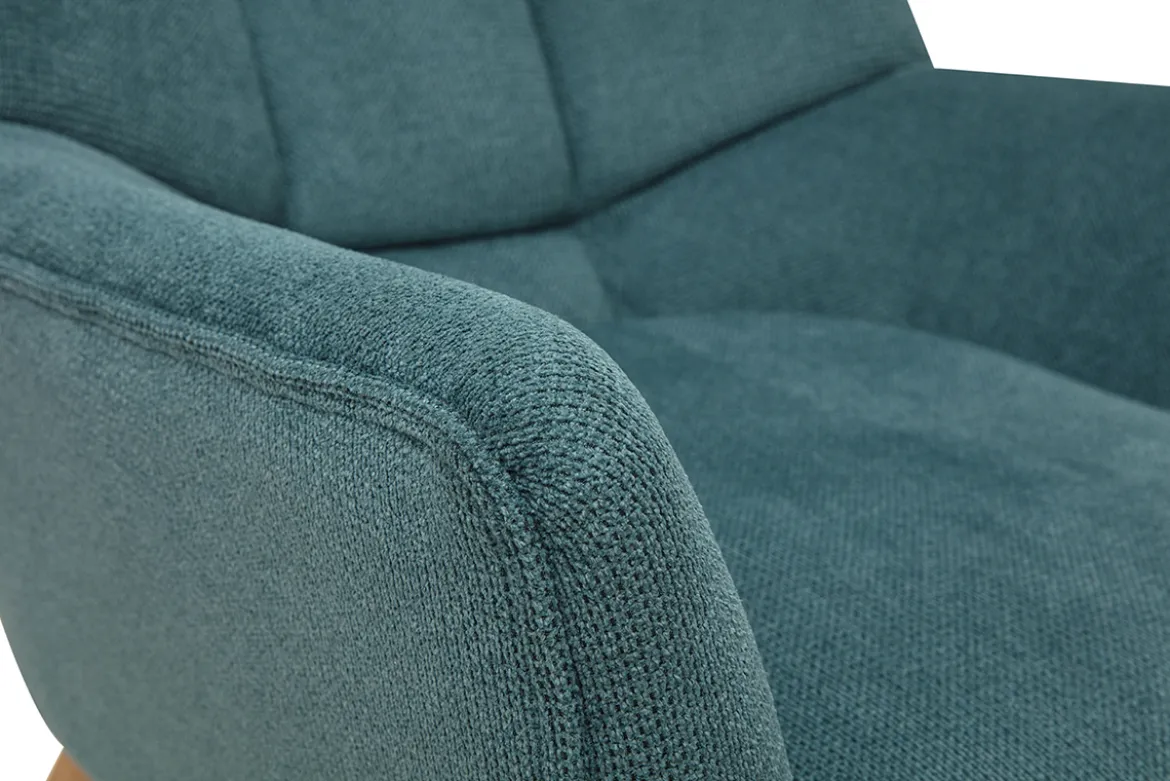 Fauteuil scandinave en tissu chenille bleu canard et bois clair BRODY