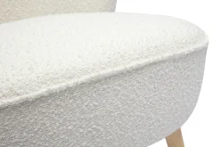 Fauteuil scandinave en tissu effet laine bouclée blanc et bois clair AMANITA