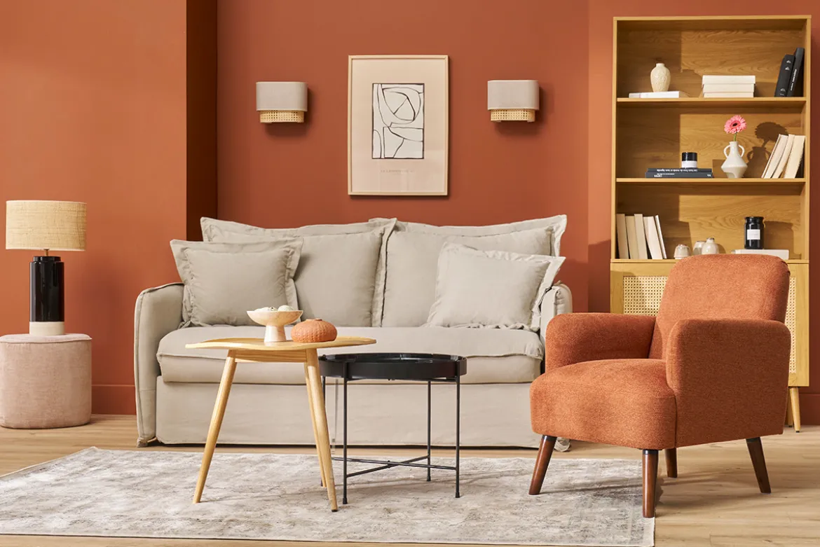 Fauteuil scandinave en tissu effet velours texturé terre brûlée et bois foncé ISKO