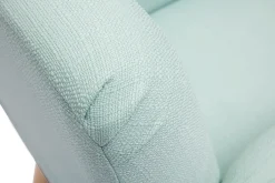 Fauteuil scandinave en tissu menthe à l'eau et bois clair ISKO