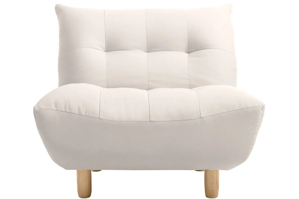 Fauteuil scandinave en tissu beige et bois clair YUMI