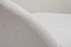 Fauteuil scandinave en tissu effet velours texturé beige et bois clair OLIVIA