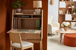 Lampe à poser en céramique blanc mat et abat-jour en raphia naturel H40 cm TIGA