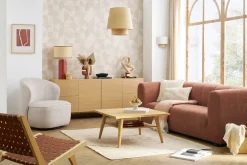 Lampe à poser en céramique émaillée terracotta et abat-jour en raphia naturel H64 cm MAJES